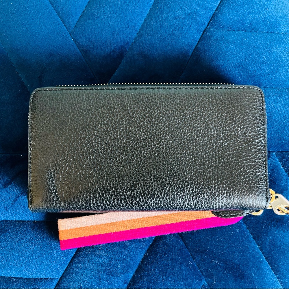 Coach Accordion style wallet - Picture 4 of 6